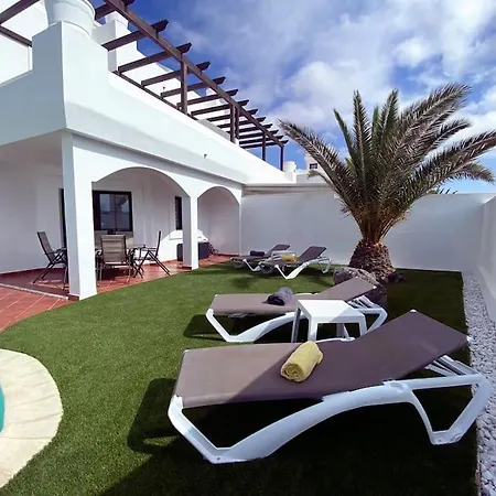 Nina 'luxury In The Sun' * Corralejo